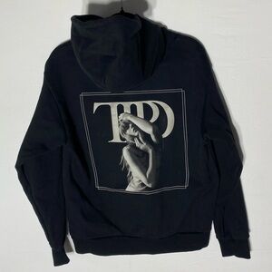 Taylor Swift The Tortured Poets Department Black Pullover Graphic Hoodie M TTPD